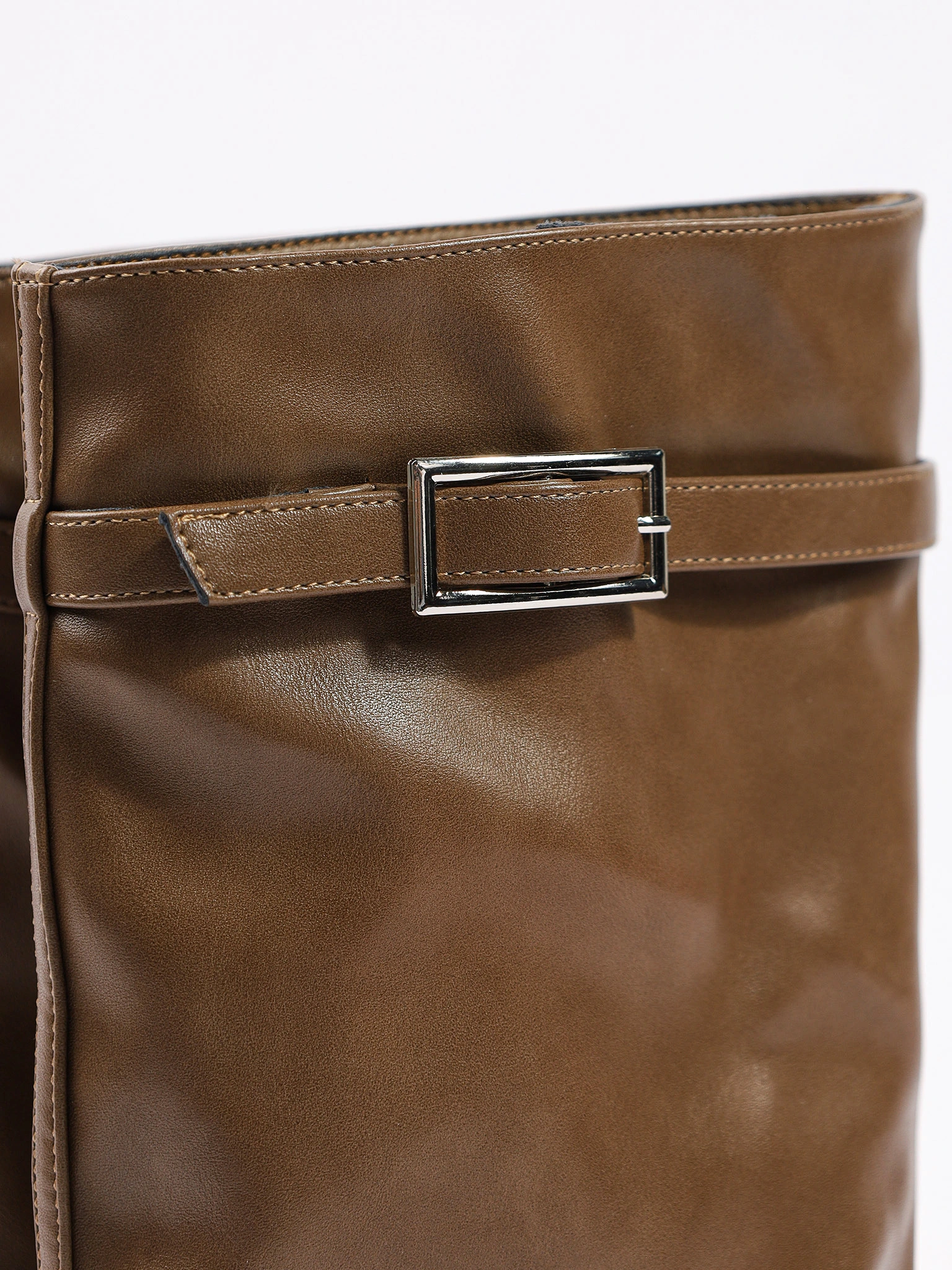 Сапоги укороченные с отворотом цвета хаки